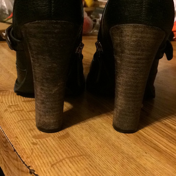 Tory Burch Women ankle boot - Picture 7 of 10